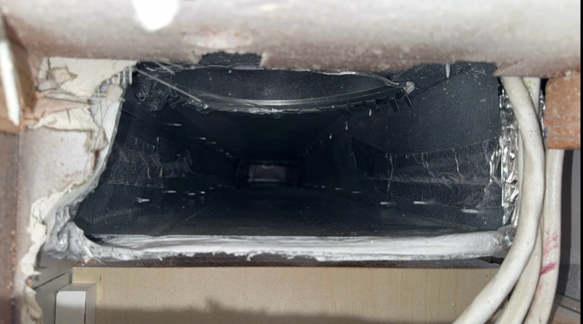 Gallery photos for Improve Air Quality with Vent Cleaning: Image #3